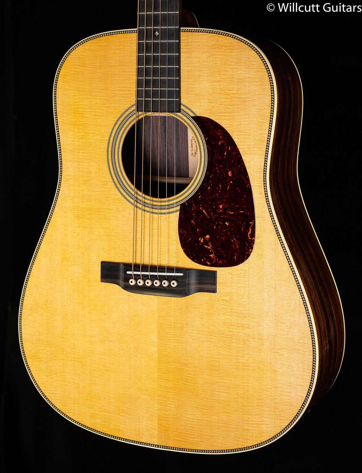 Martin HD-28 2024 Spec (576)