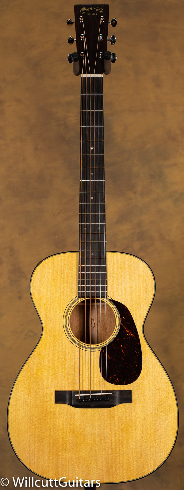 Martin 0-18 Standard Acoustic Guitar