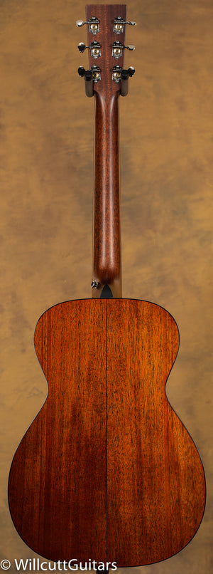 Martin 0-18 Standard Acoustic Guitar