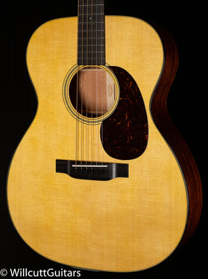 Martin 000-18 (377)