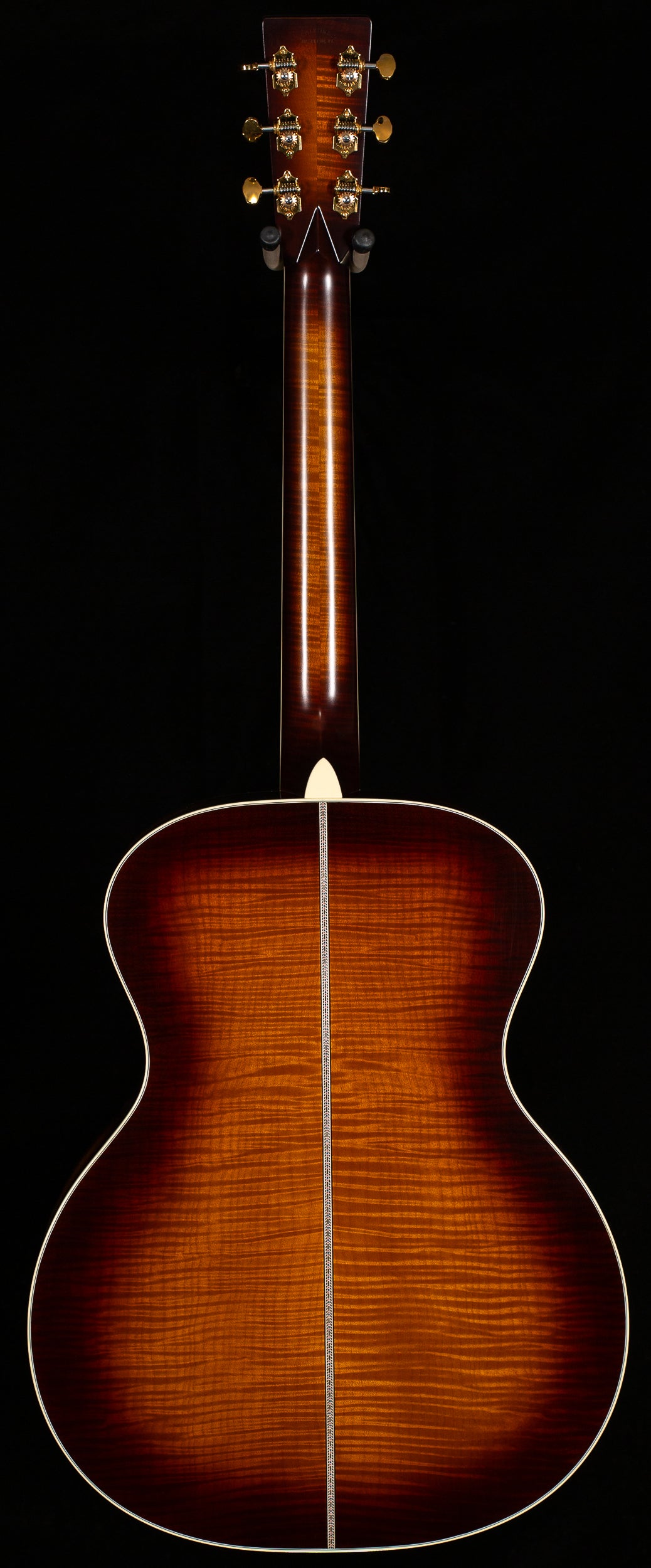 Martin Custom Shop Willcutt Exclusive Grand Performance High Altitude Swiss Spruce/Pacific Big Leaf Maple Ambertone(100)