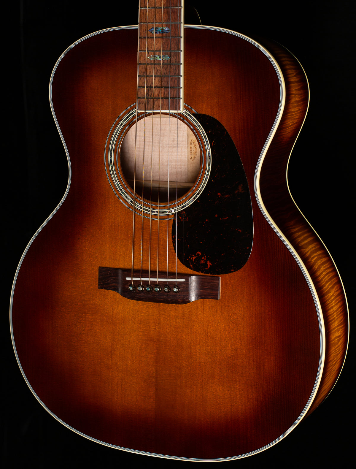 Martin Custom Shop Willcutt Exclusive Grand Performance High Altitude Swiss Spruce/Pacific Big Leaf Maple Ambertone(100)