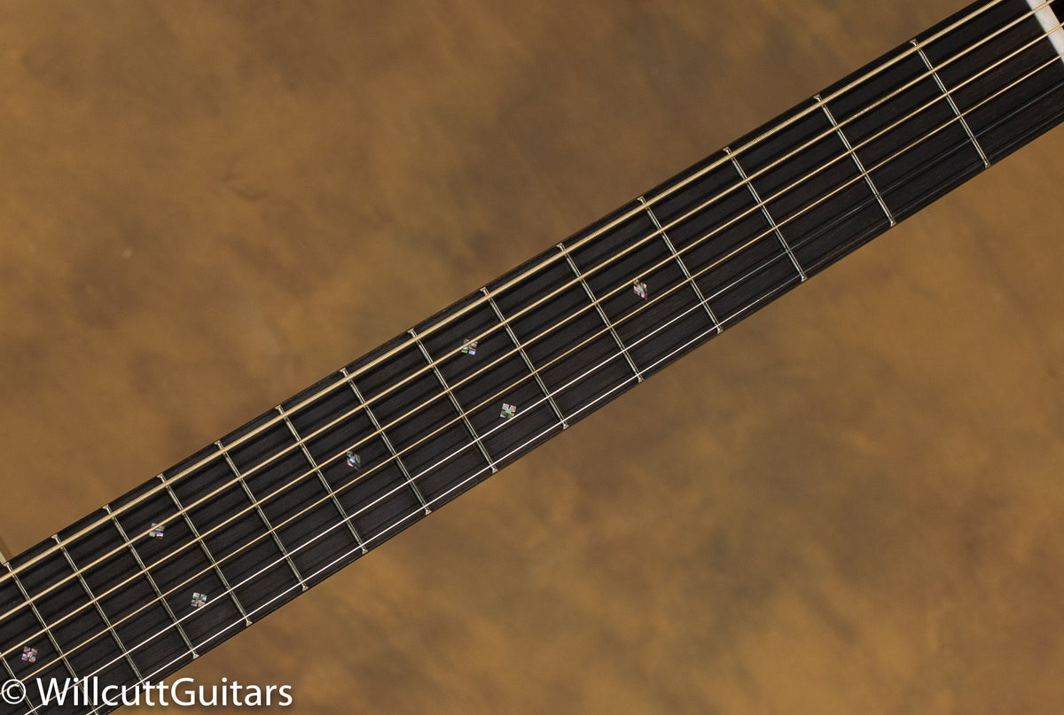 Martin Standard Series 00-28