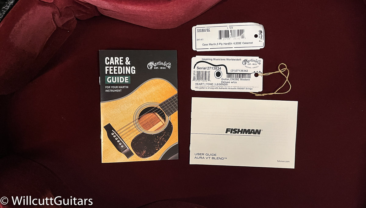 Martin OM-28E Modern Deluxe (834)