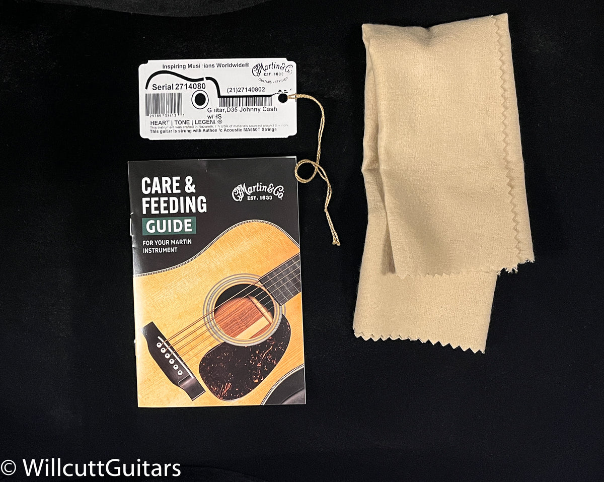 Martin D-35 Johnny Cash (080)