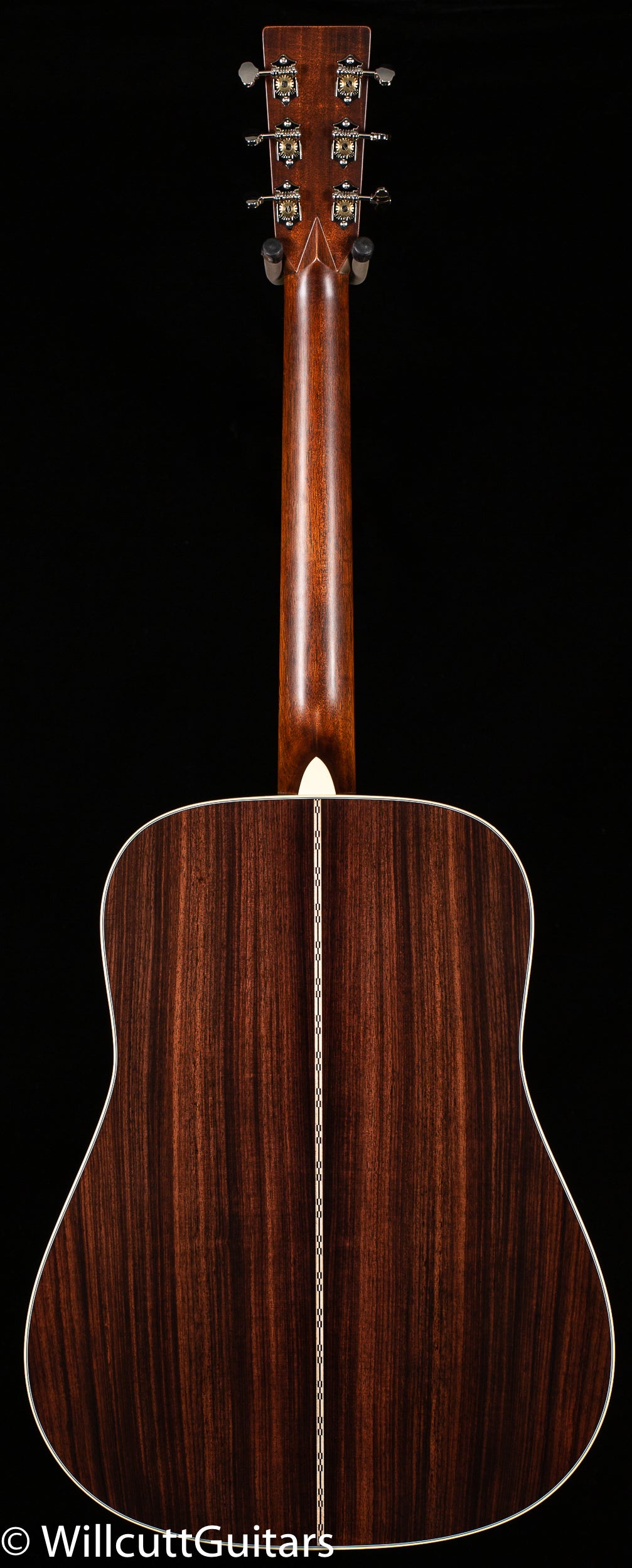 Martin D28 Satin w/cs (420)
