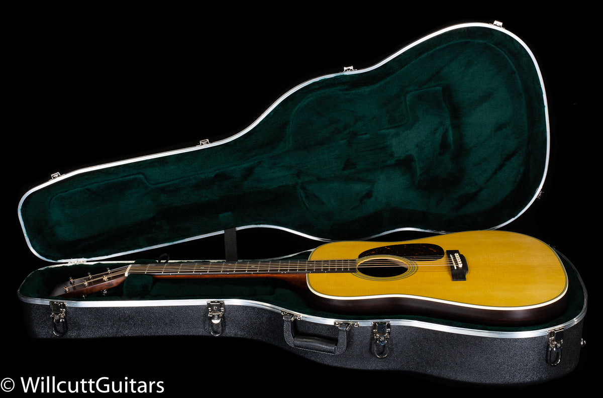 Martin D28 Satin w/cs (420)
