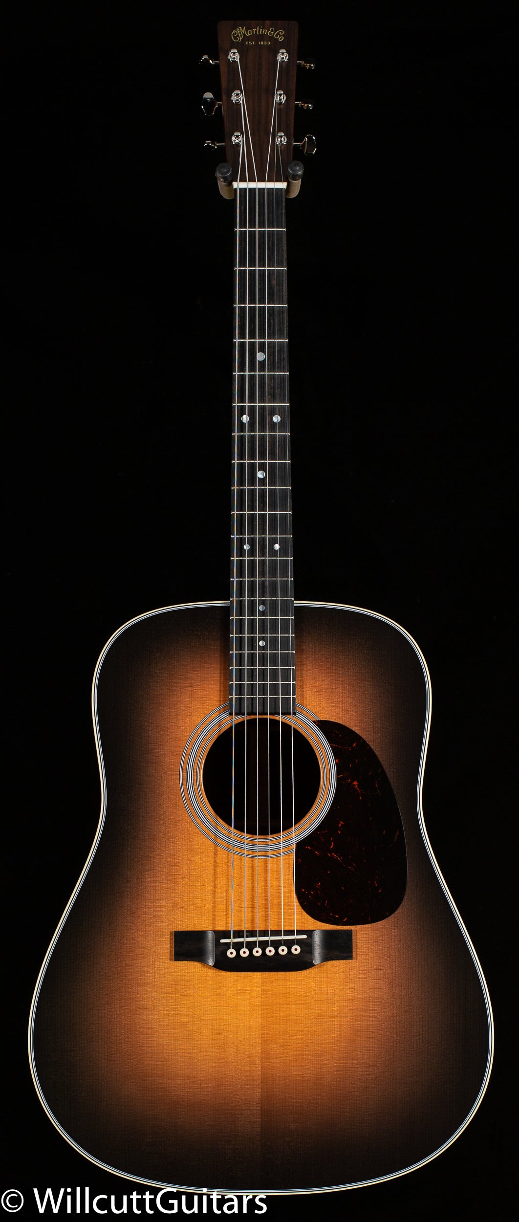 Martin D-28 NAMM Show Special Microburst 2024 Spec (960)