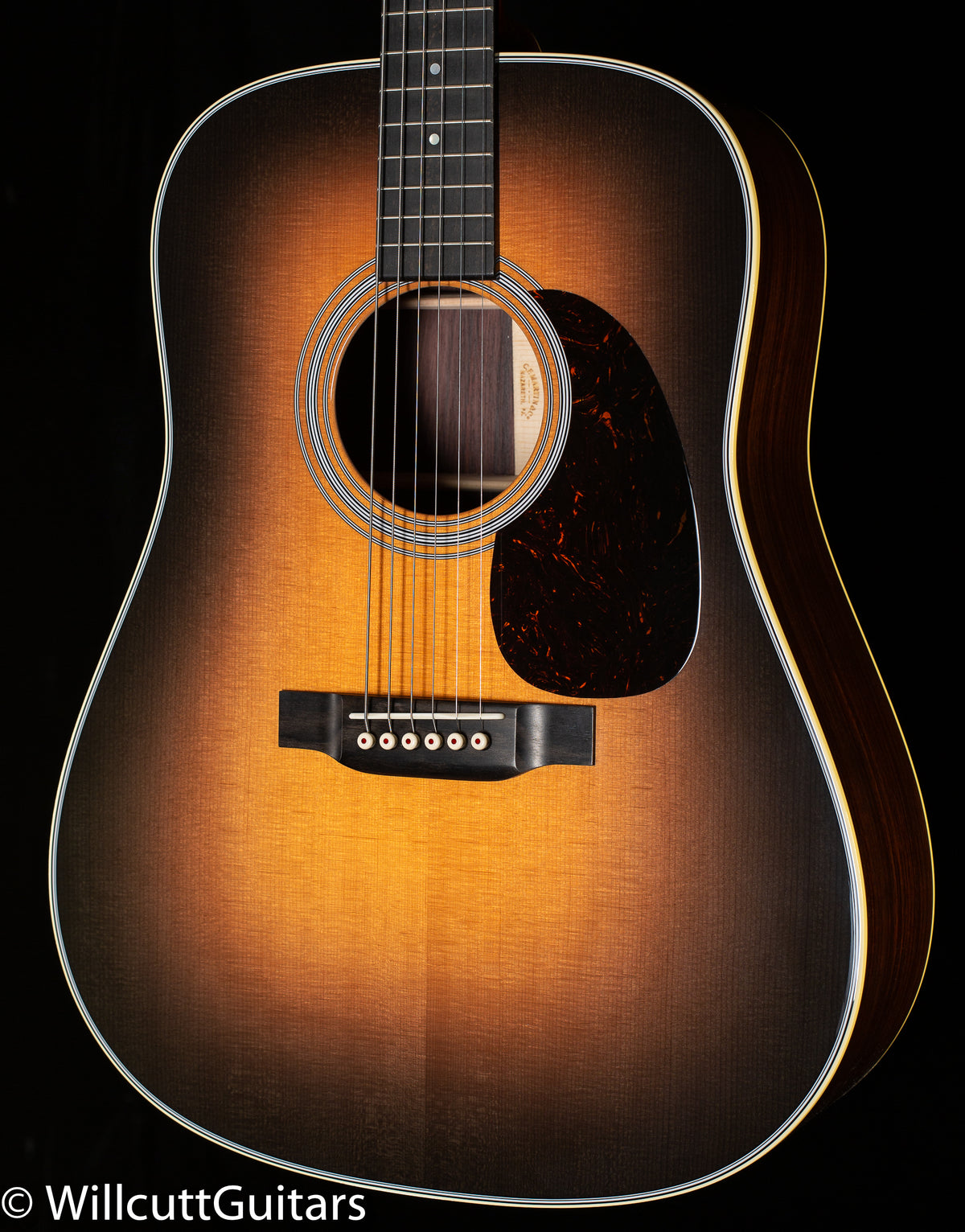Martin D-28 NAMM Show Special Microburst 2024 Spec (960)