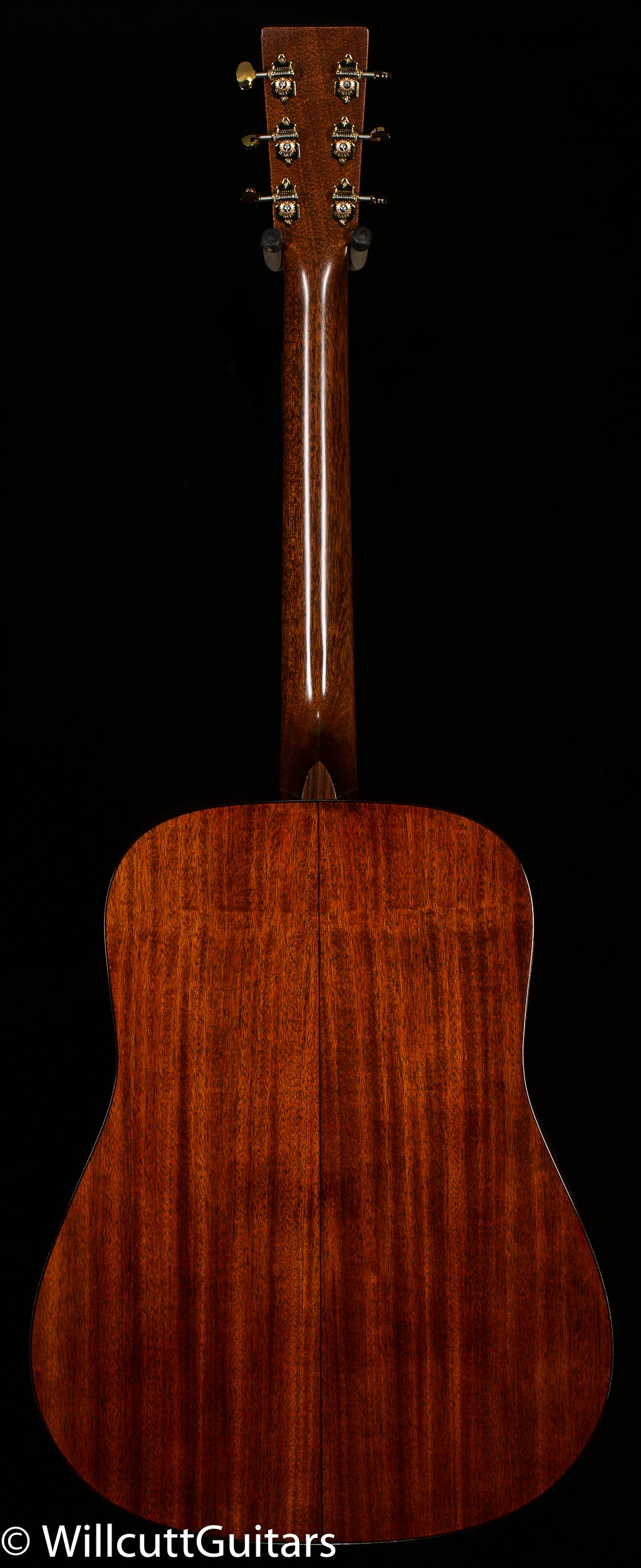 Martin D-18 Modern Deluxe (386)