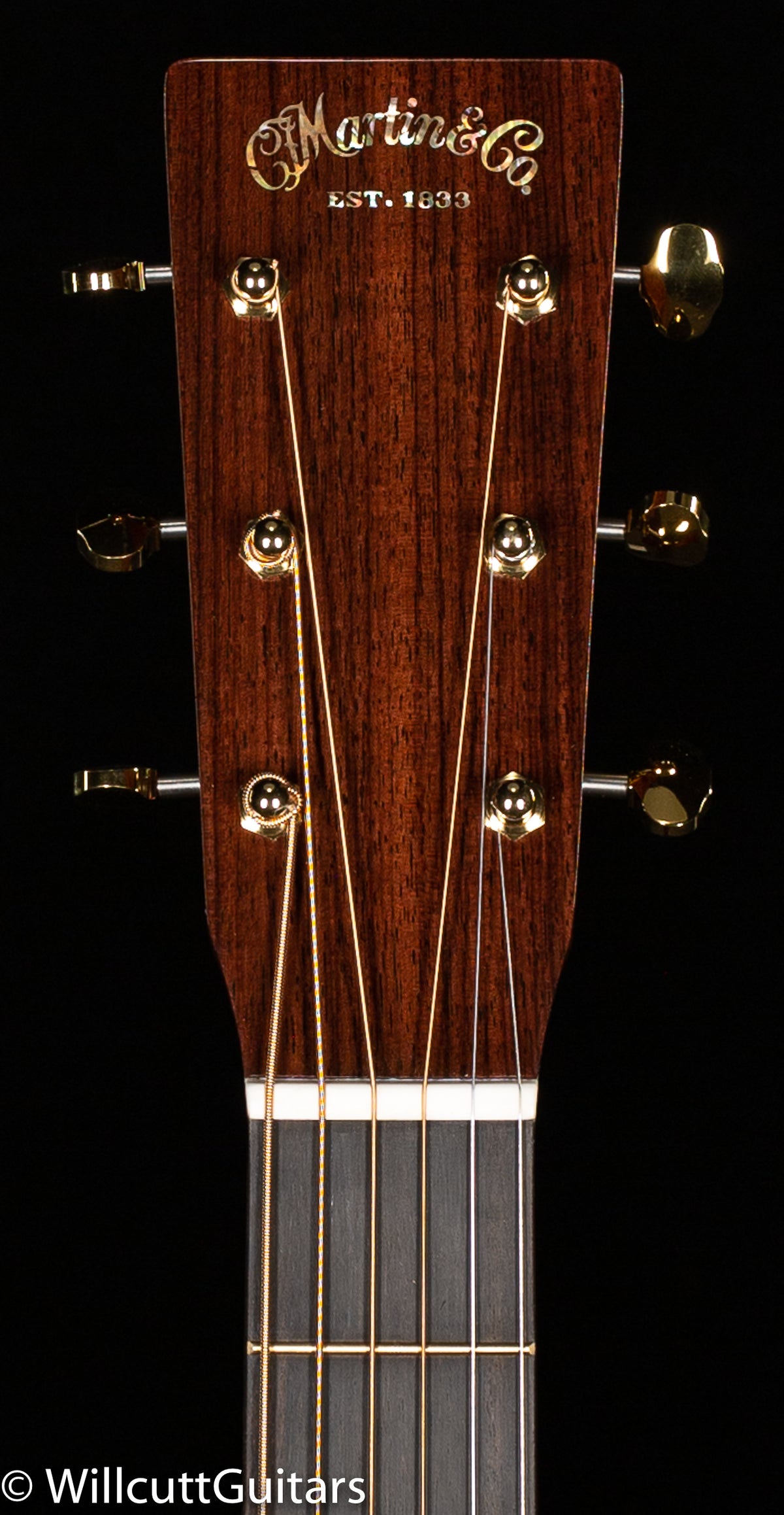 Martin D-18 Modern Deluxe (386)