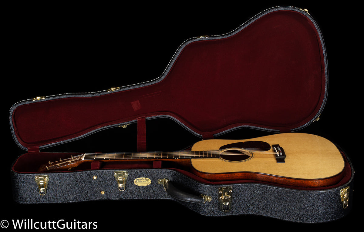 Martin D-18 Modern Deluxe (386)