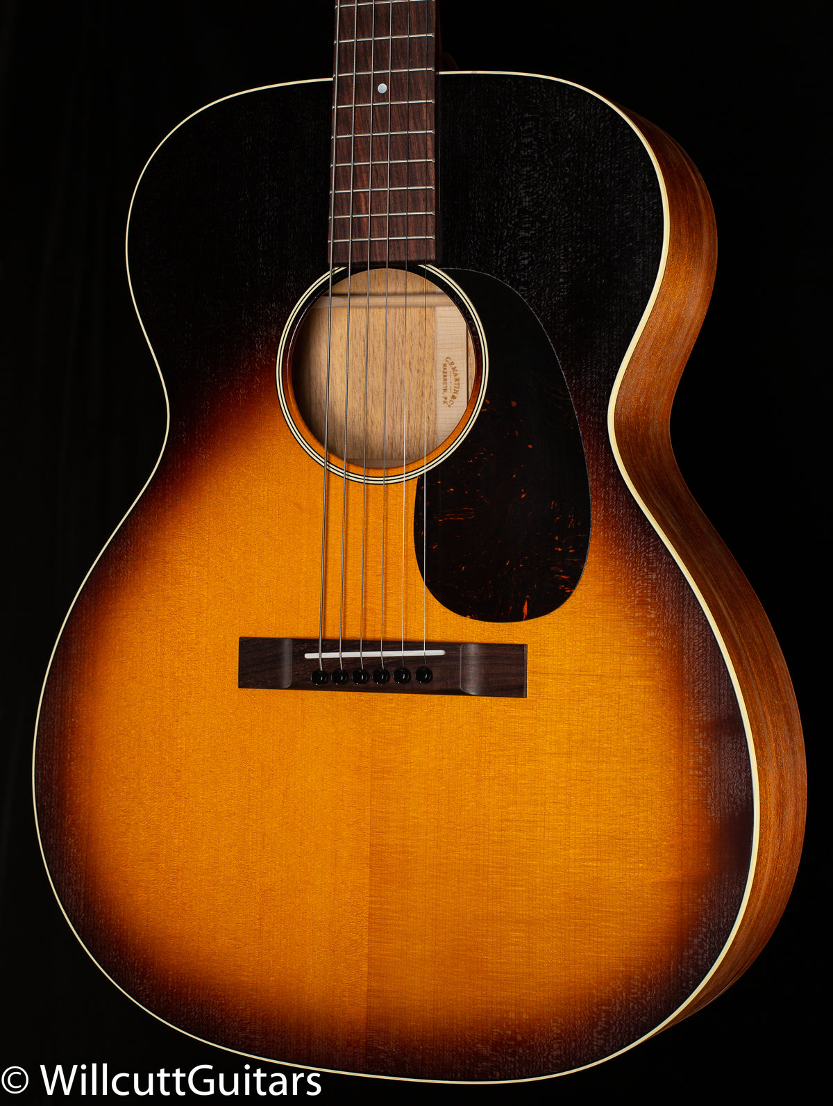 Martin 000-17 Whiskey Sunset (111)