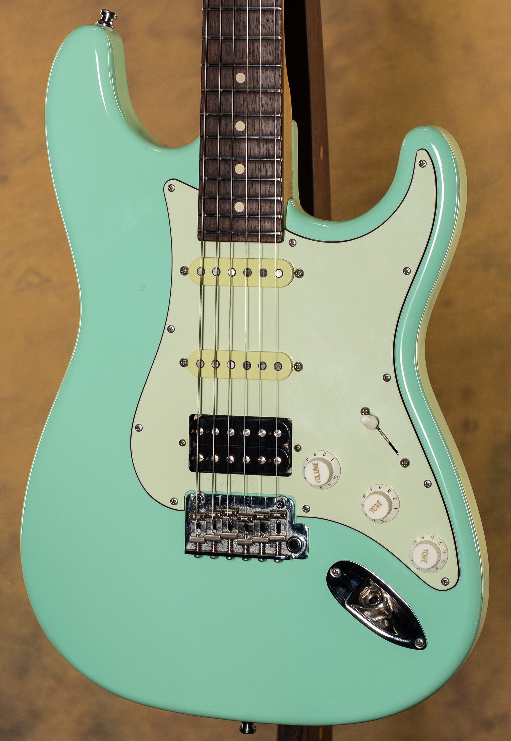 Suhr Guitars - Classic S - Surf Green - Maple Fingerboard