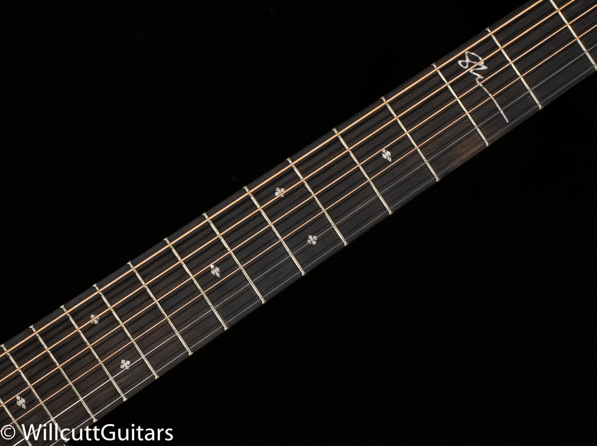 Martin 000JR-10E Shawn Mendes (065)