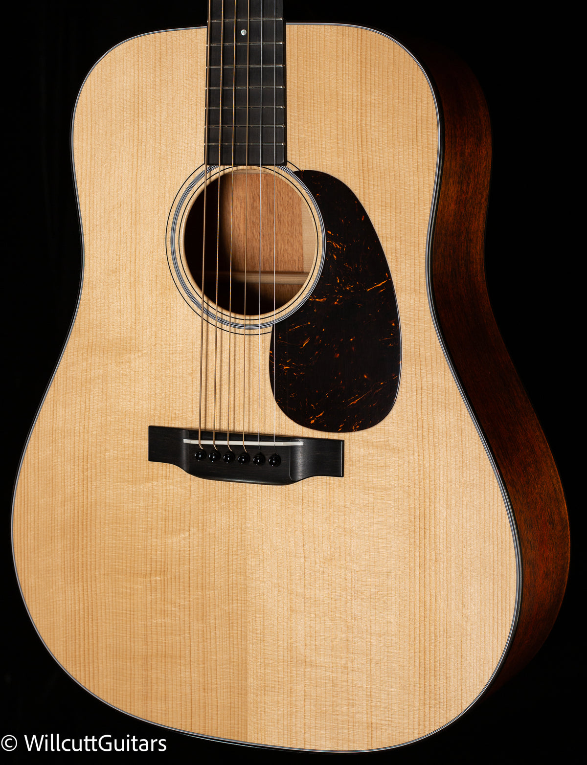 Martin D-18 Authentic 1937 VTS (720)