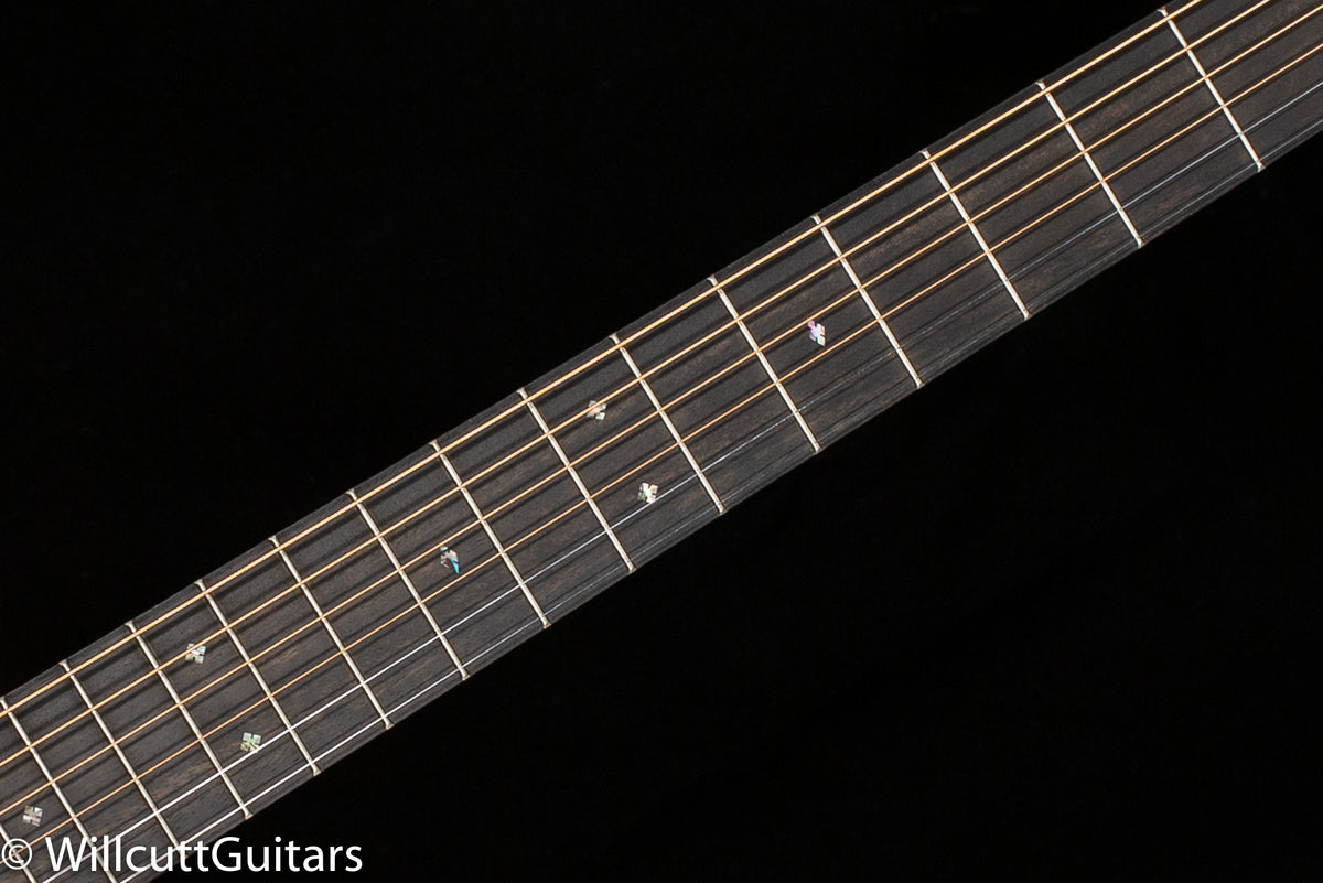Martin 000-28 (674)