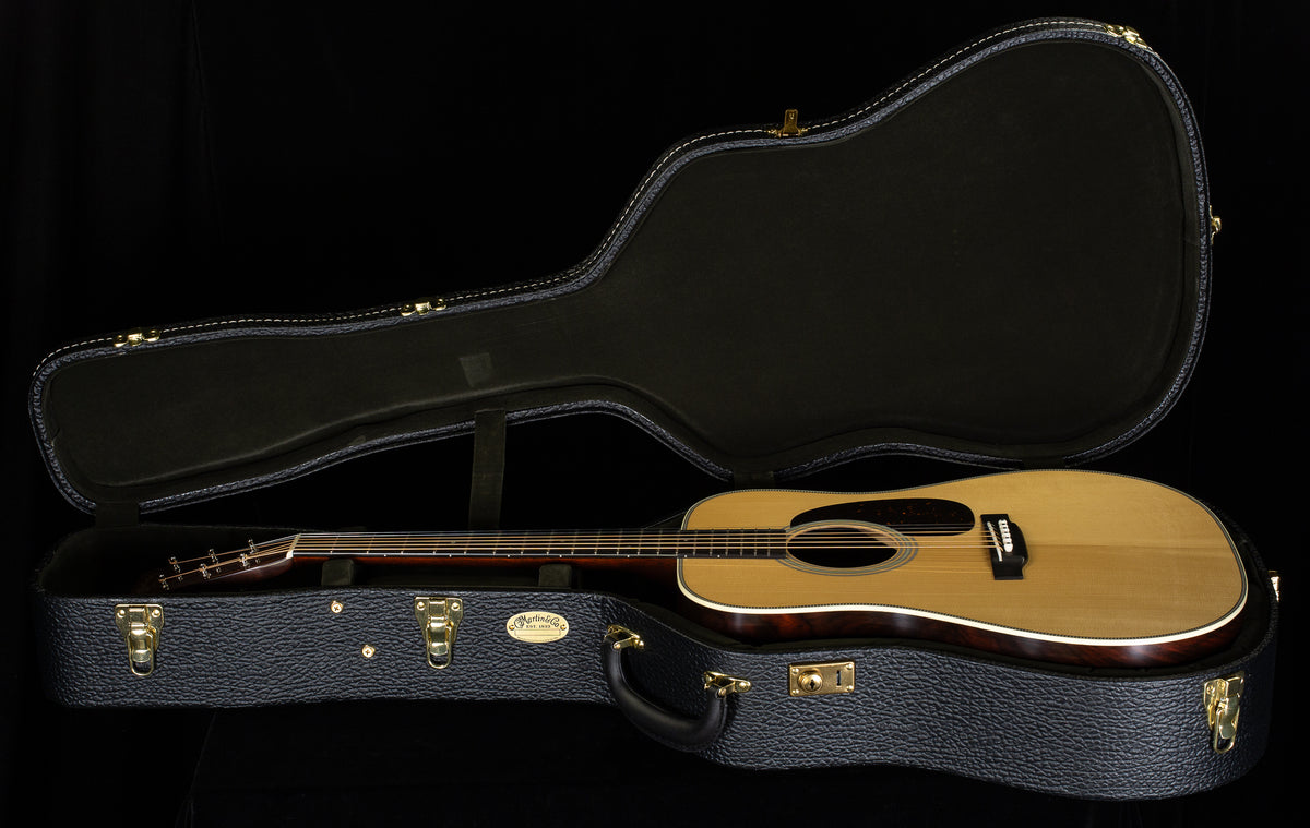 Martin D-28 Authentic 1937 VTS Guatemalan Rosewood (205)