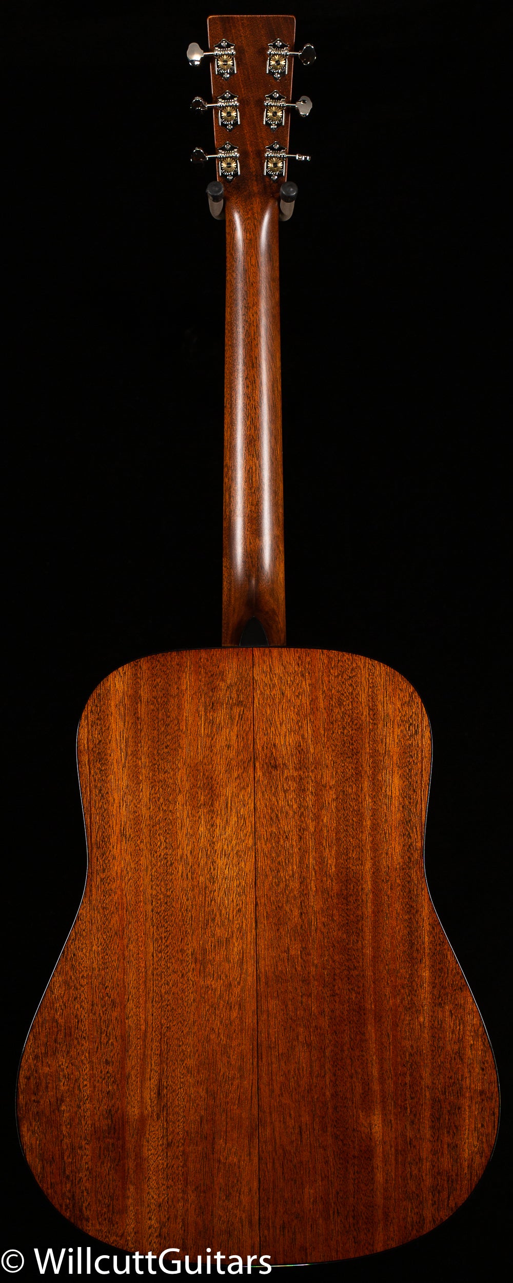 Martin D-18 (591)