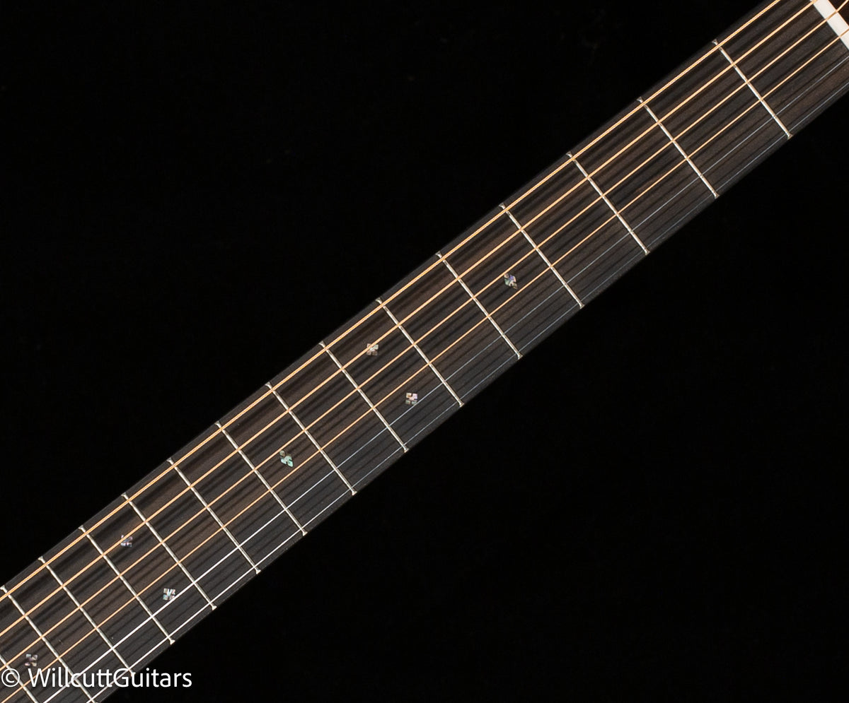 Martin OM-28 Ambertone (233)
