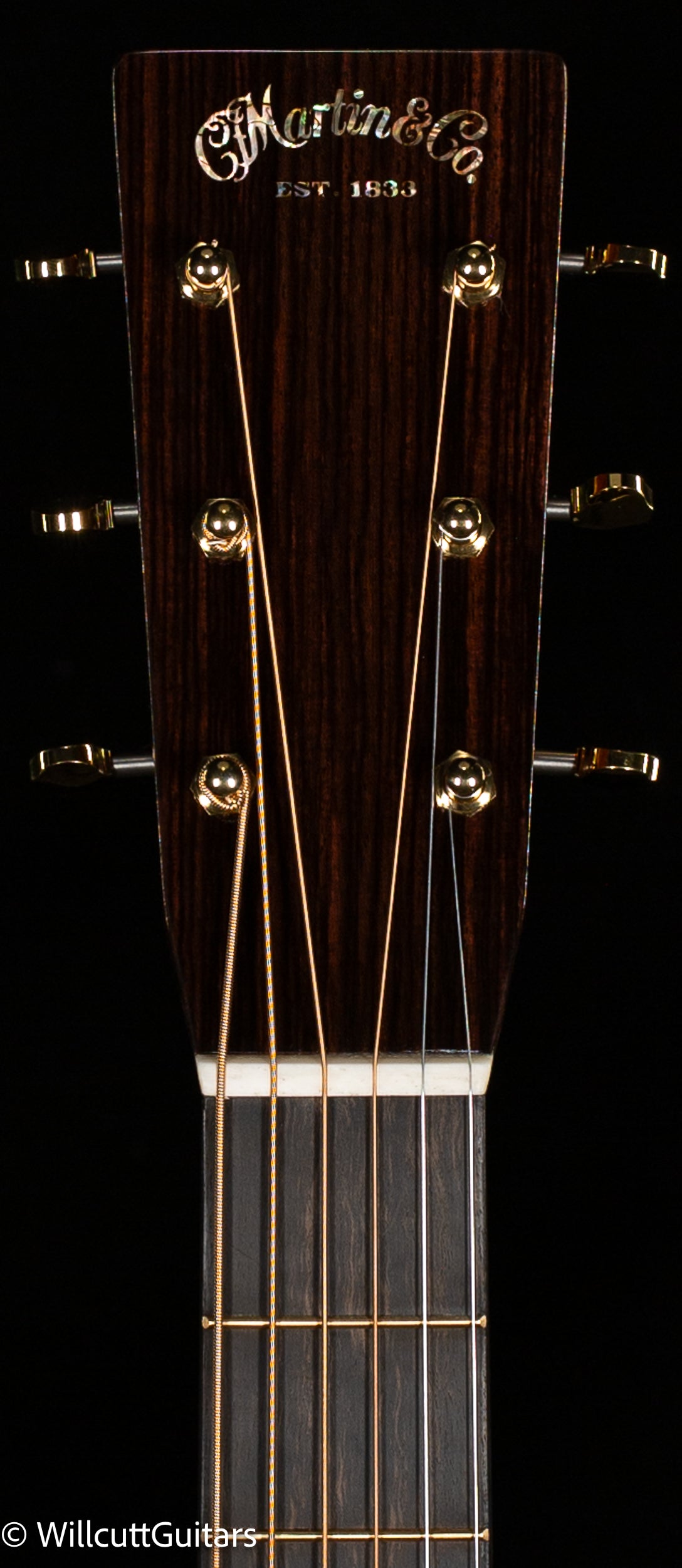 Martin D-28E Modern Deluxe (525)