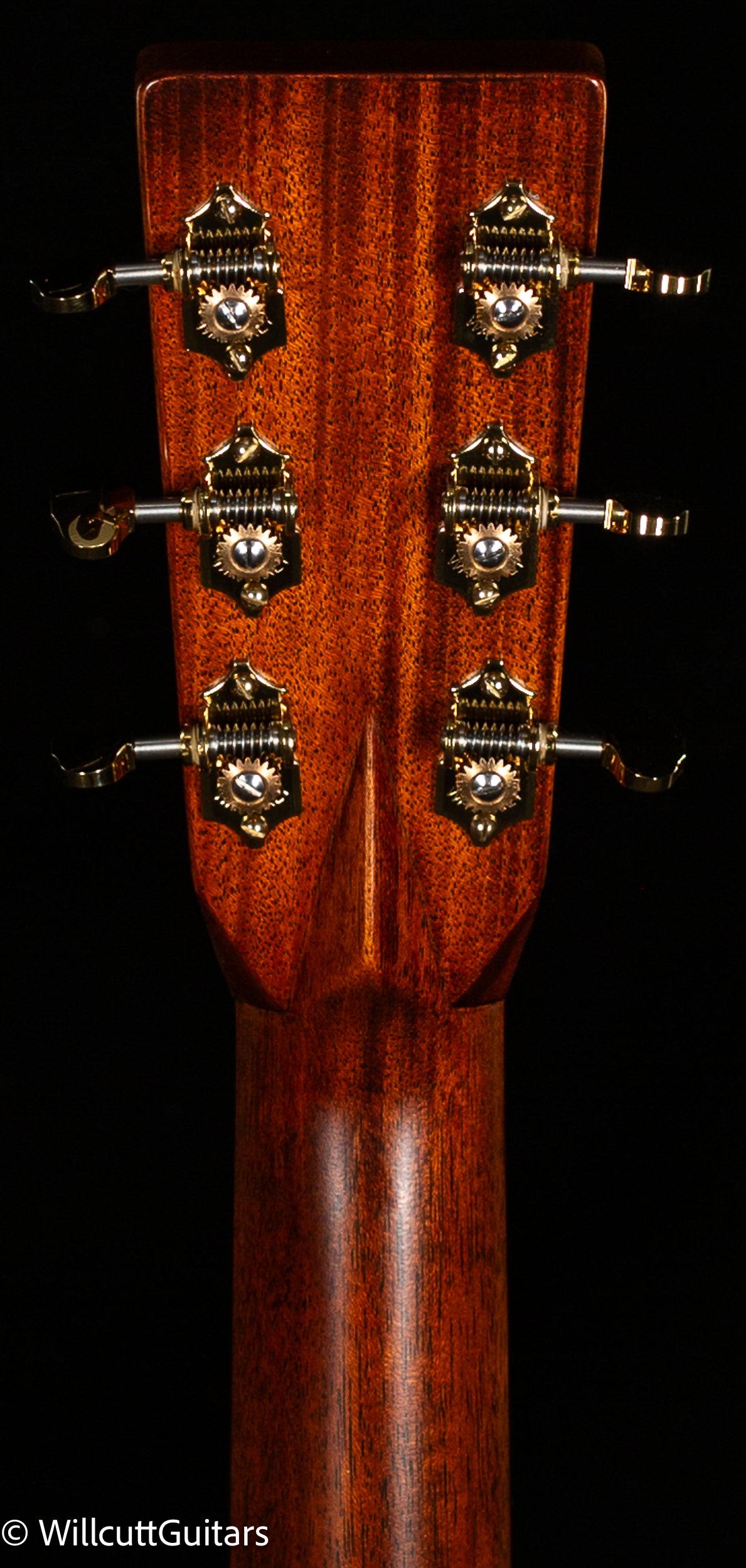 Martin D-28E Modern Deluxe (525)