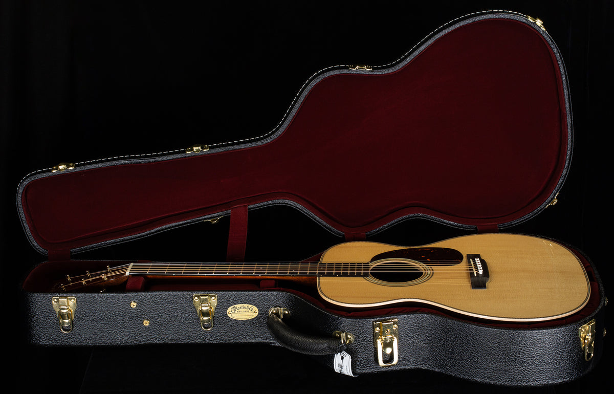 Martin 000-28E Modern Deluxe (650)