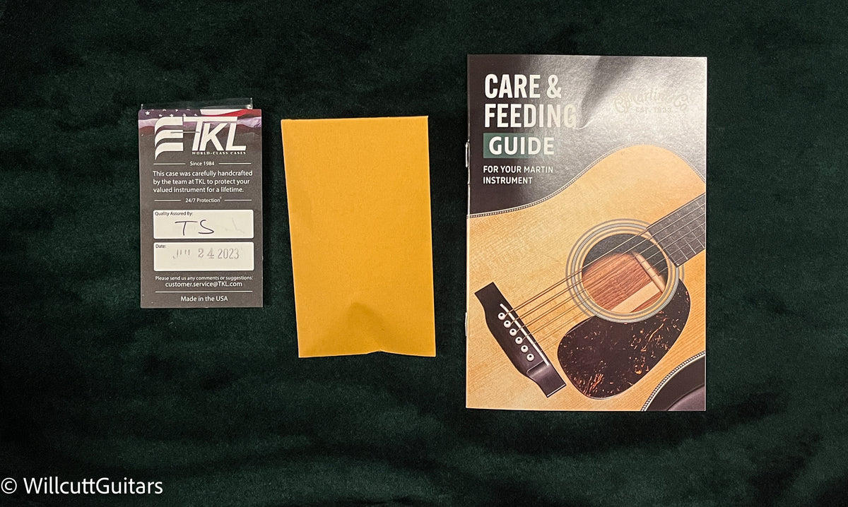 Martin D-35 Sunburst 2024 Spec (980)