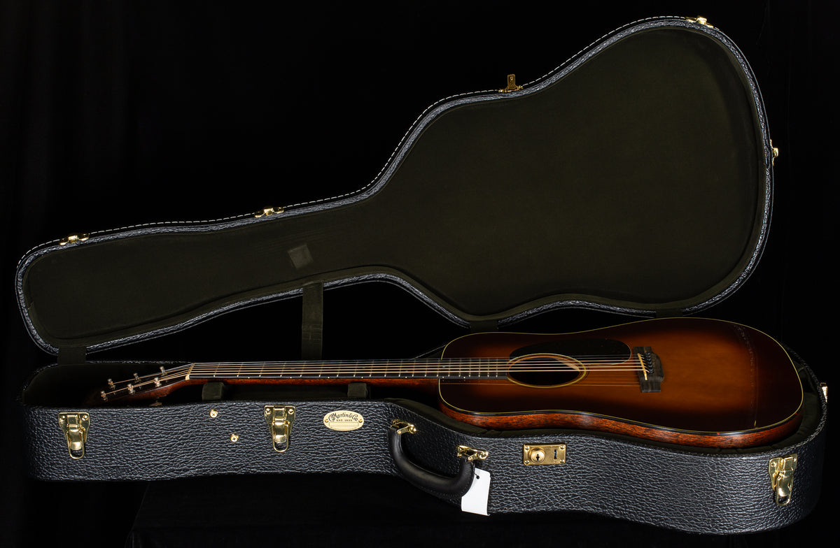 Martin Custom Shop D-18 Authentic 1937 Ambertone Stage 1 Aged (028)