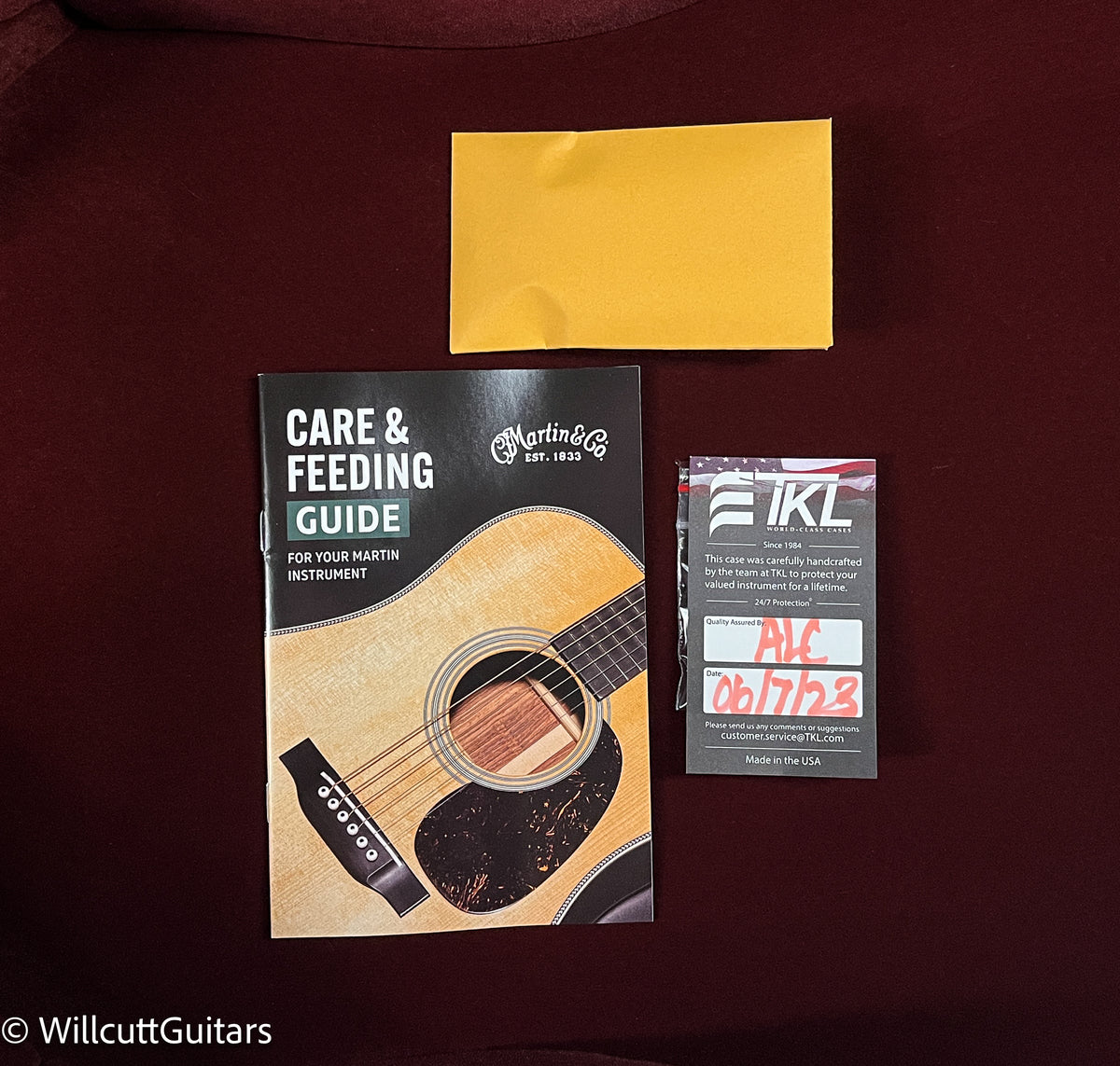 Martin OM-28 Modern Deluxe (492)