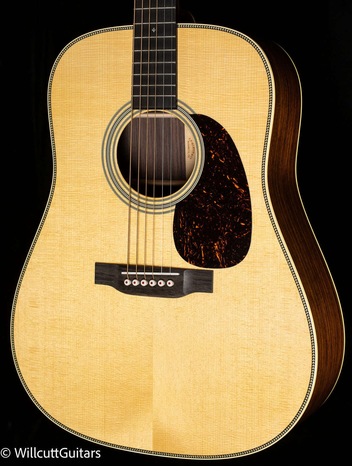Martin HD-28 2024 Spec (258)