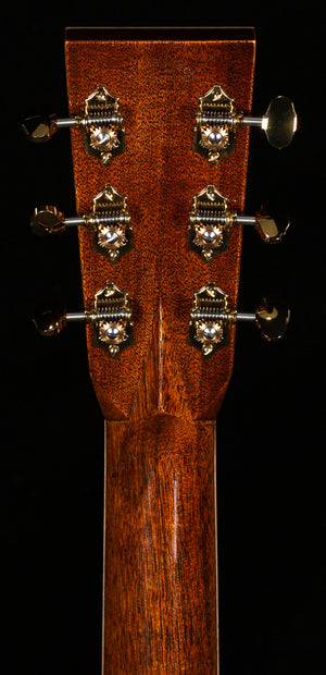 Martin D-42 Modern Deluxe (464)