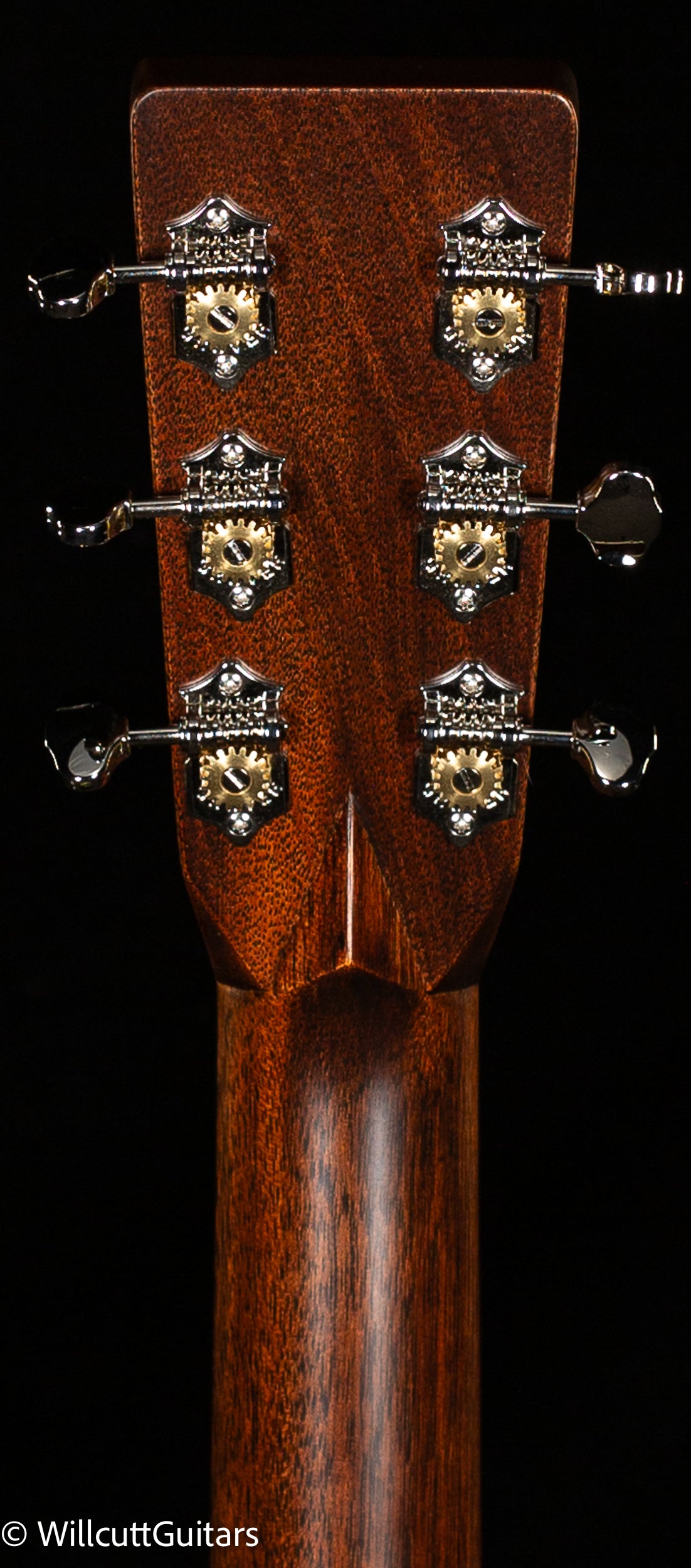 Martin OM-28 Sunburst (095)