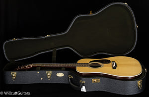 Martin D-28 Authentic 1937 VTS Guatemalan Rosewood (102)