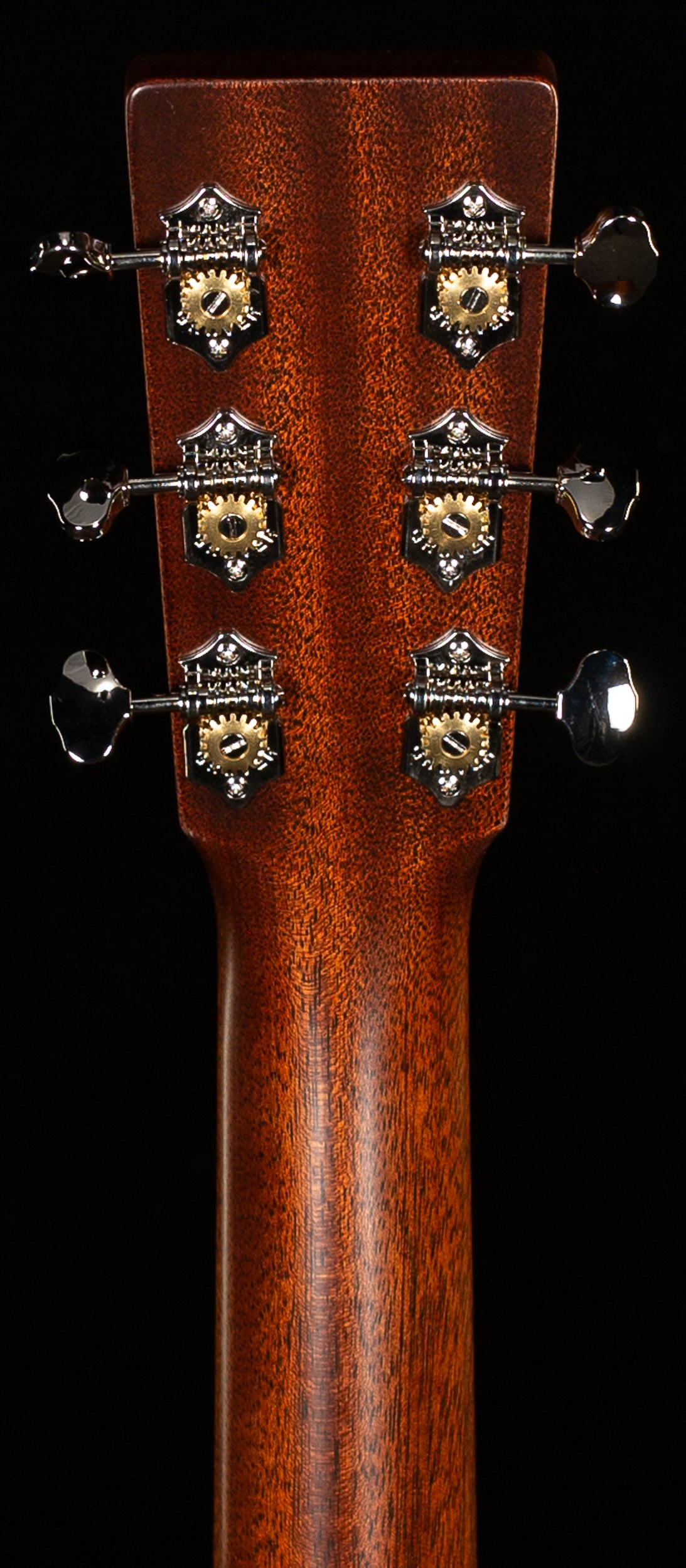 Martin D-18 Sunburst 2024 Spec (631)