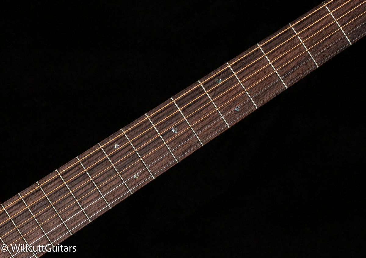 Martin 00-15M Mahogany (555)