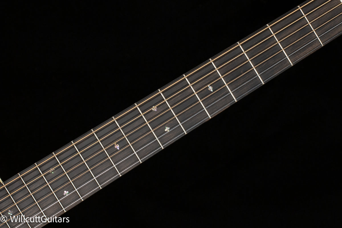 Martin OM-28 2024 Spec (944)