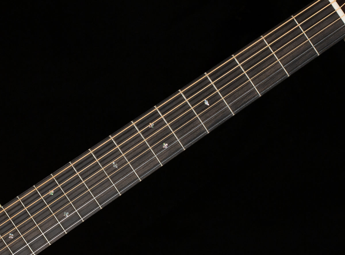 Martin HD-28 (916)