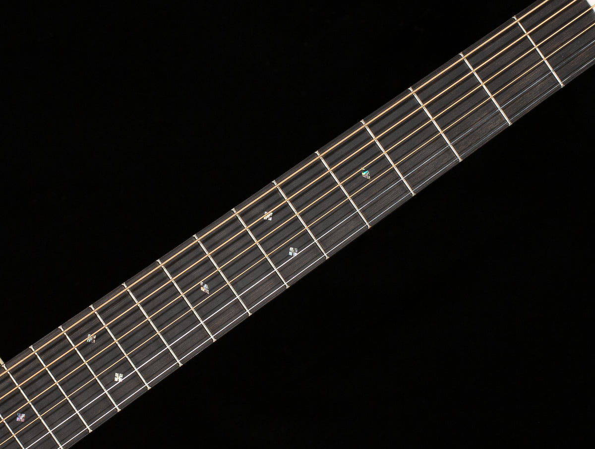 Martin HD-28 2024 Spec (809)