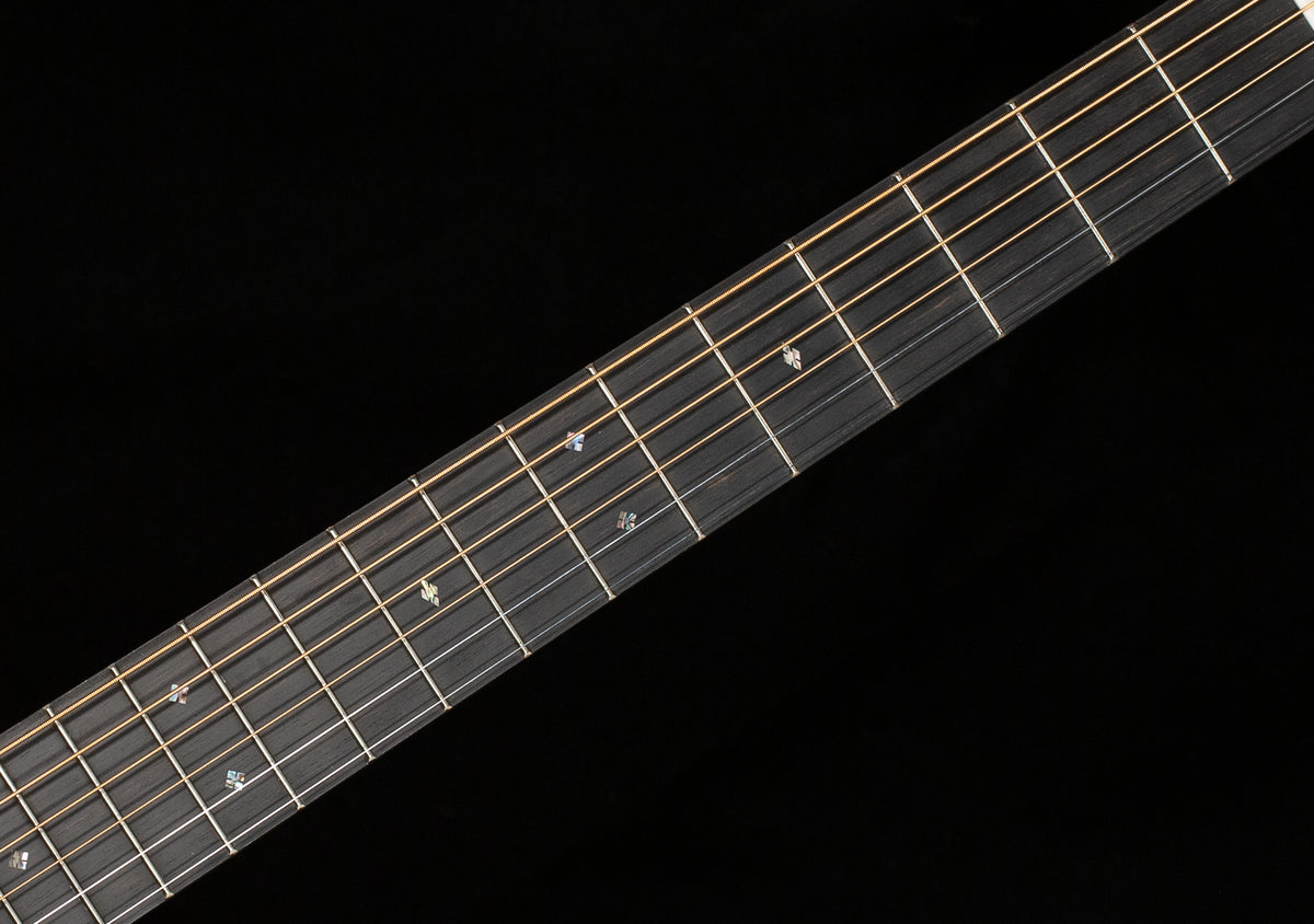 Martin HD-28 (240)