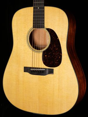 Martin D-18 (518)