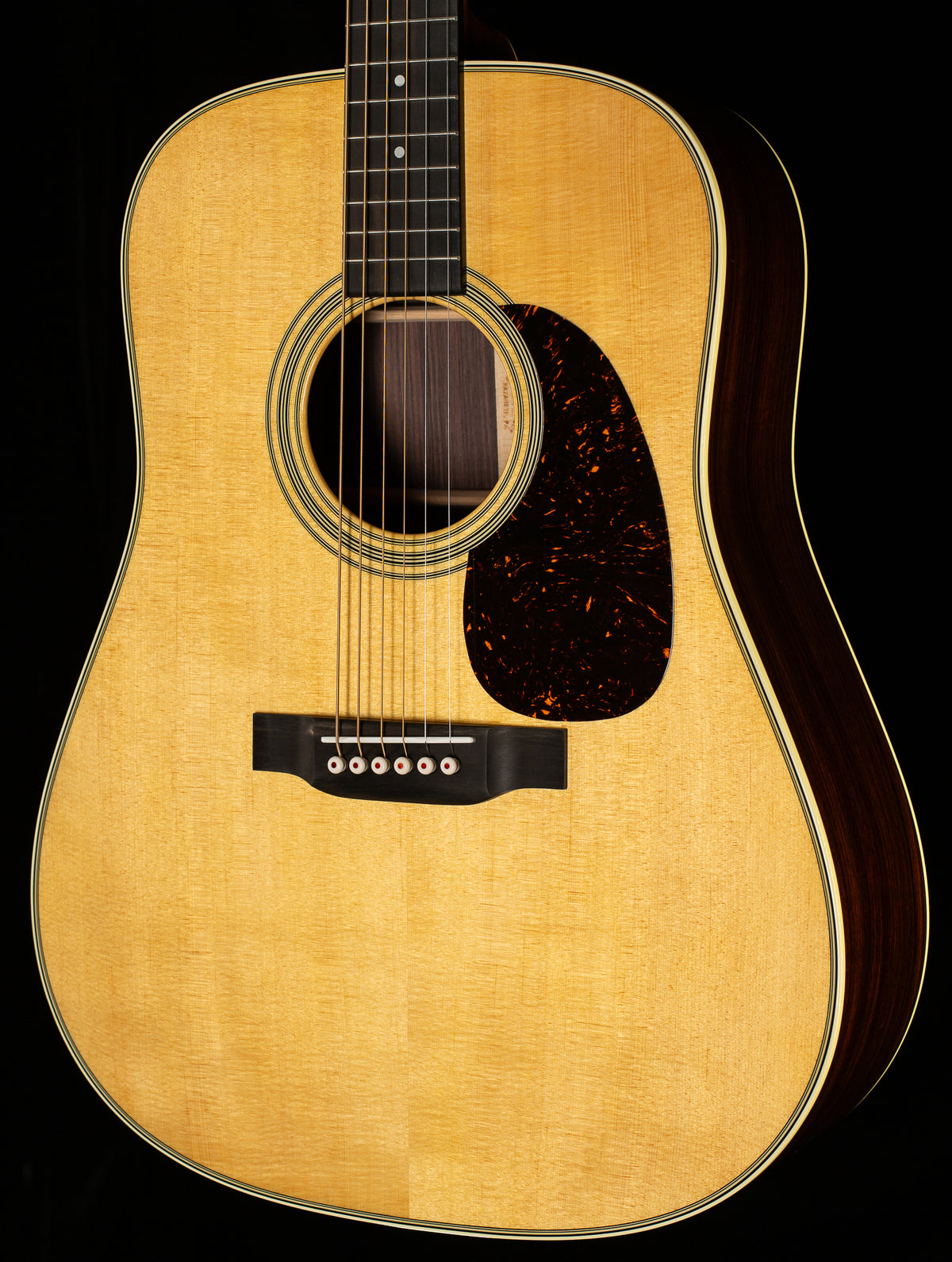 Martin D-28 2024 Spec (587)