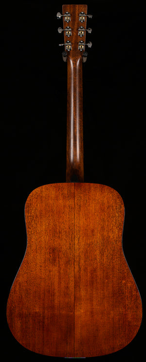 Martin D-18 (674)