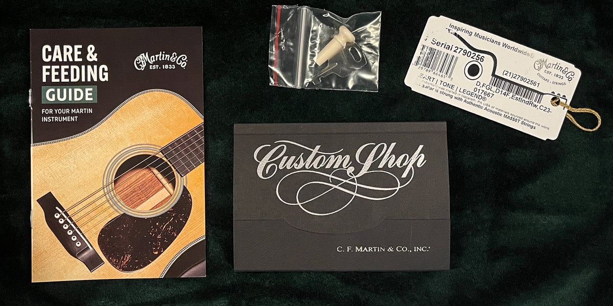 Martin Custom Shop 28 Style Dreadnought Willcutt Exclusive Large Soundhole Adirondack (256)