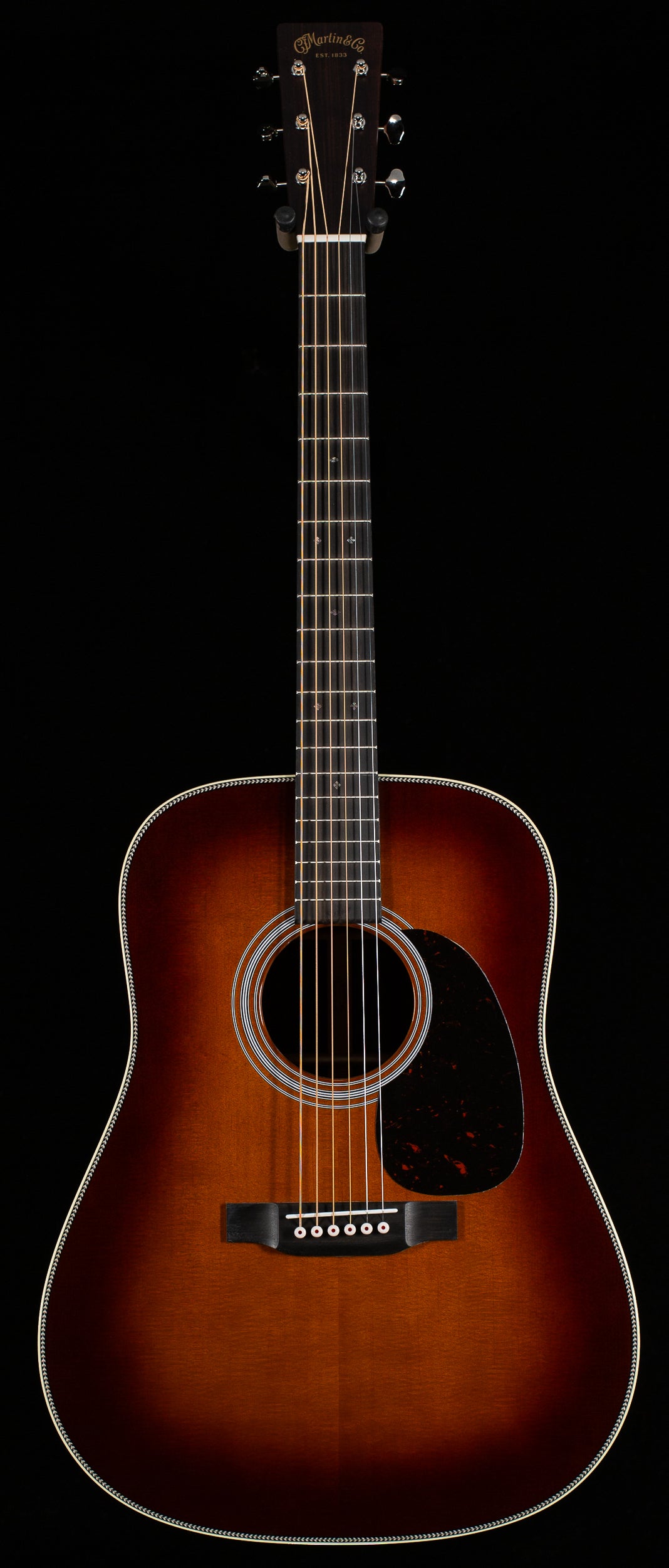Martin HD-28 Ambertone (092)