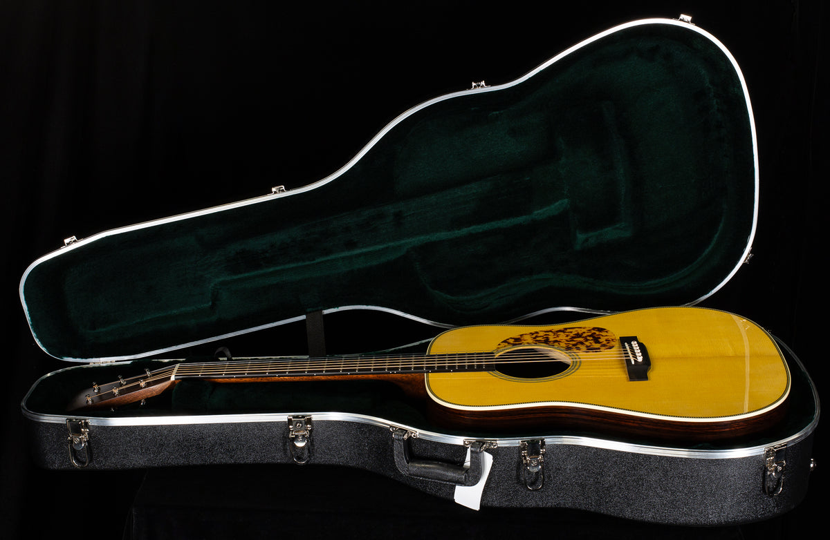 Martin Custom Shop 28 Style Dreadnought Willcutt Exclusive Large Soundhole Adirondack (807)