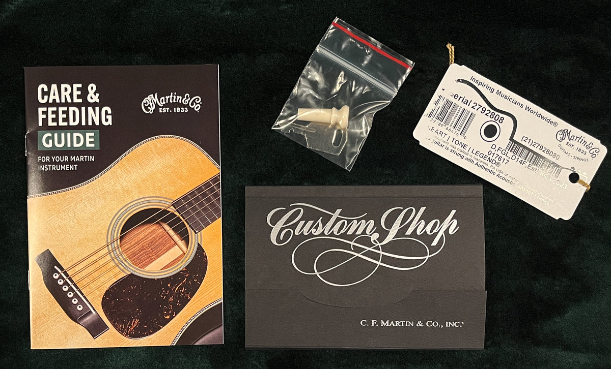 Martin Custom Shop 28 Style Dreadnought Willcutt Exclusive Large Soundhole Adirondack (808)