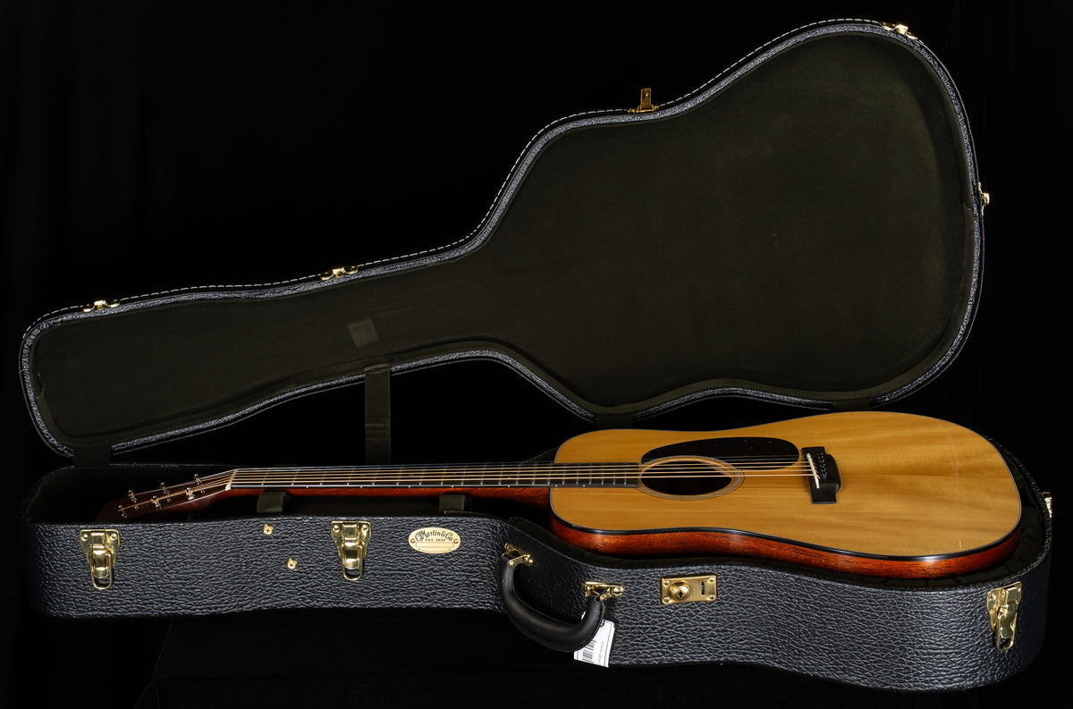 Martin D-18 Authentic 1937 VTS (856)