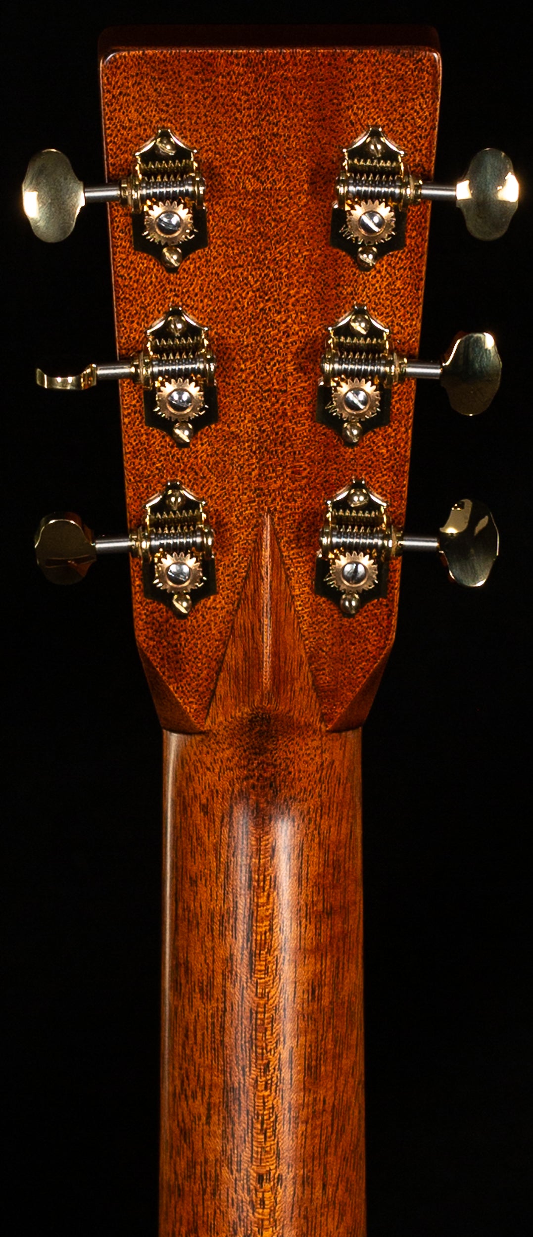 Martin D-28E Modern Deluxe (200)