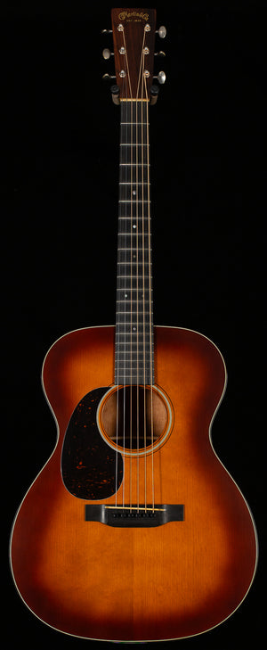 Martin Custom Shop 000-18 1937 Stage 1 Aging Ambertone Lefty (369)